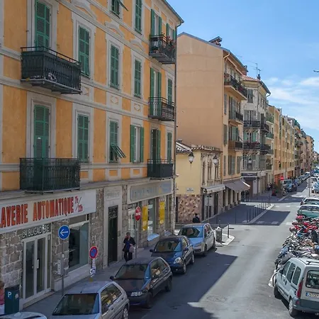 Appartamento 3 Pièces Confort Au Centre De *